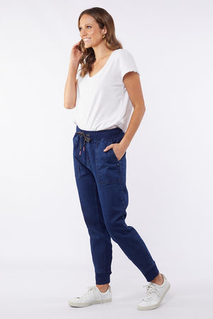 Elm - Alli Denim Jogger - Dark Blue | milk + ginger