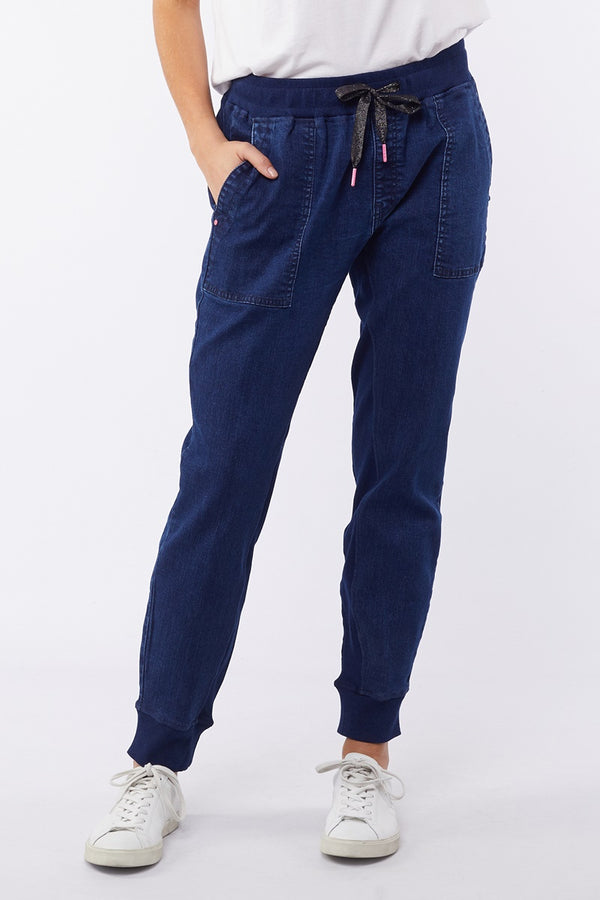 Elm - Alli Denim Jogger - Dark Blue | milk + ginger