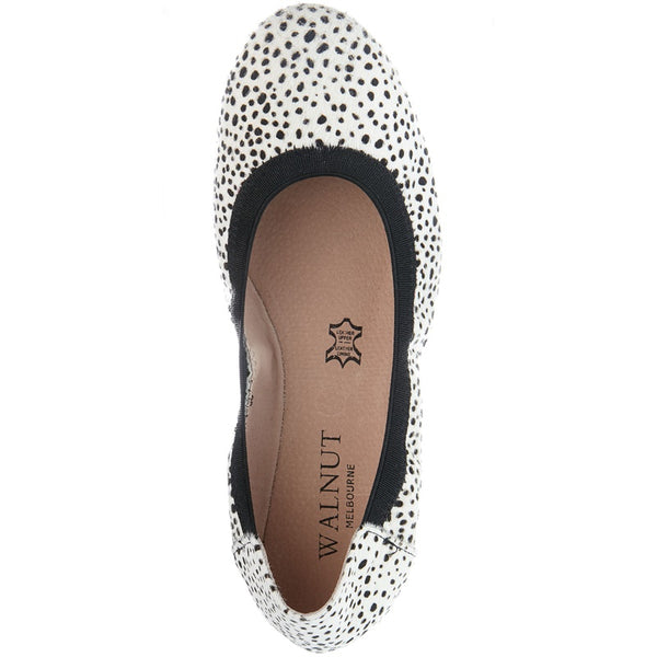 Walnut Melbourne - Ava Pony Ballet - Mini White Black Spot | milk + ginger