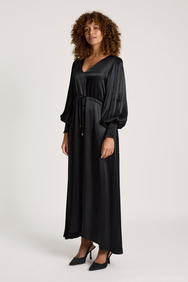 Eb & Ive - San Maxi Dress - Black