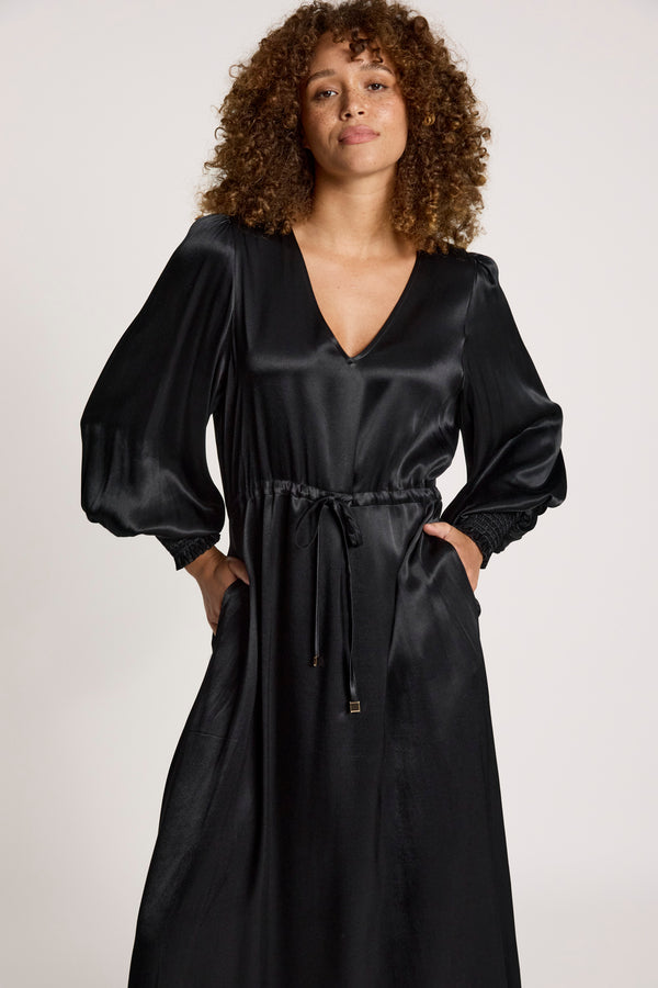 Eb & Ive - San Maxi Dress - Black