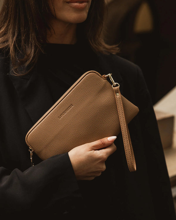 Louenhide - Poppy Clutch - Honey