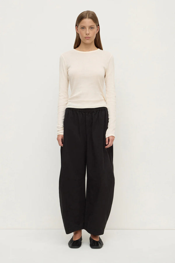 Assembly Label - Lola Barrel Pant - Black