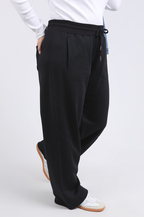 Elm - Aspen Trackpant - Black