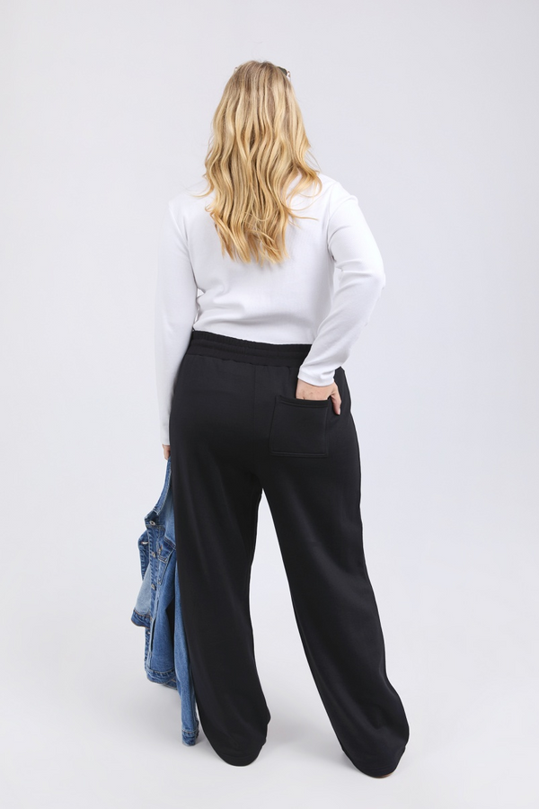 Elm - Aspen Trackpant - Black
