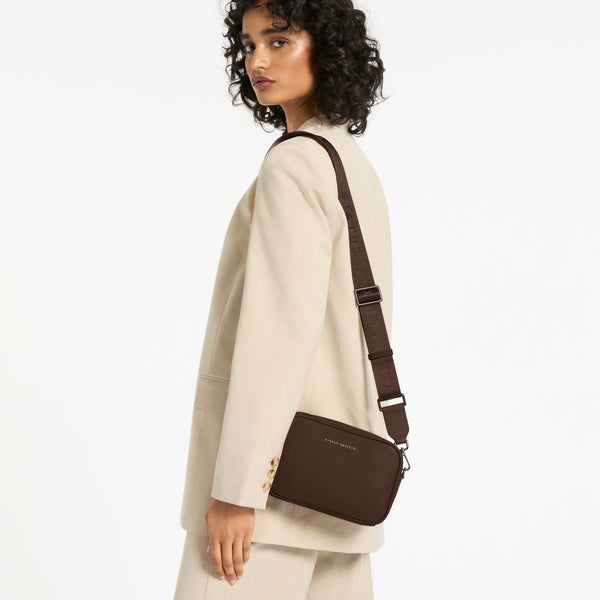 Status Anxiety - Plunder with Webbed Strap - Cocoa