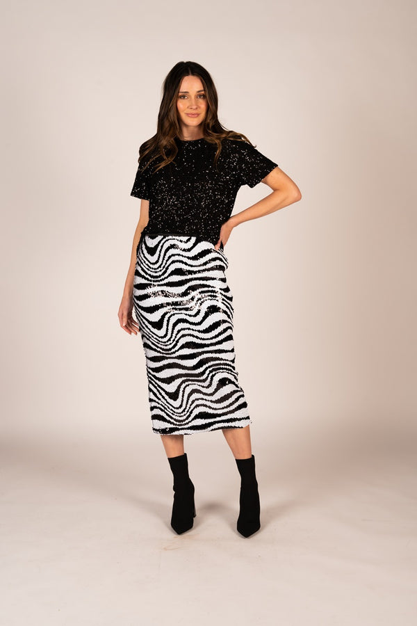 The Others - Lucielle Sequin Tee - Black