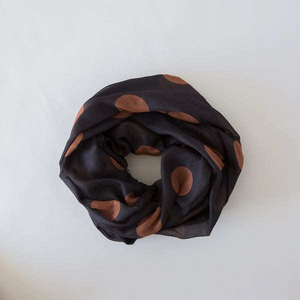 SOPHIE - So Spotty Maxi Scarf - Black Toffee