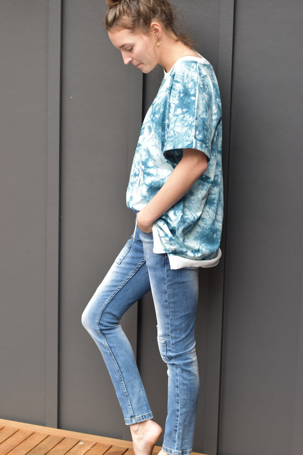 Style Laundry - Tie Dye Slouch Tee - Teal