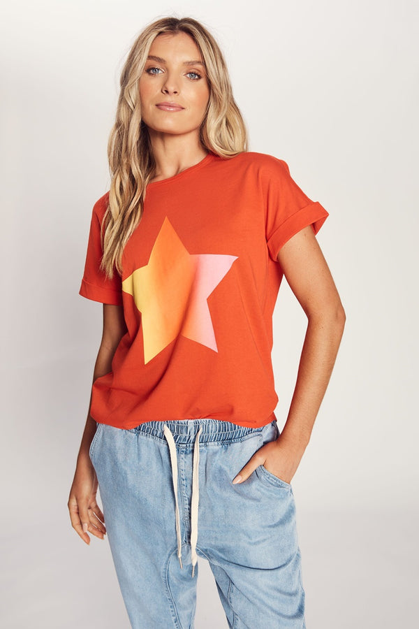 The Others - The Relaxed Tee - Tangelo Ombre Star