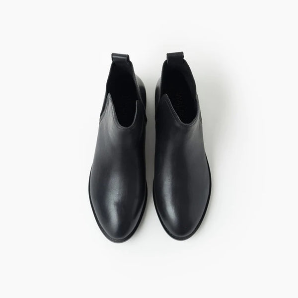 Walnut - Douglas Leather Boot - Black