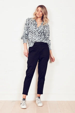 The Others - The Relaxed Animal Shirt - Dusty Blue | milk + ginger